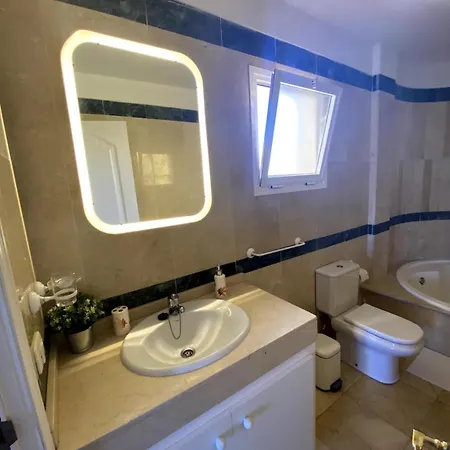 Apartment En Benimar Piscina Y Garaje Costa Adeje (Tenerife)